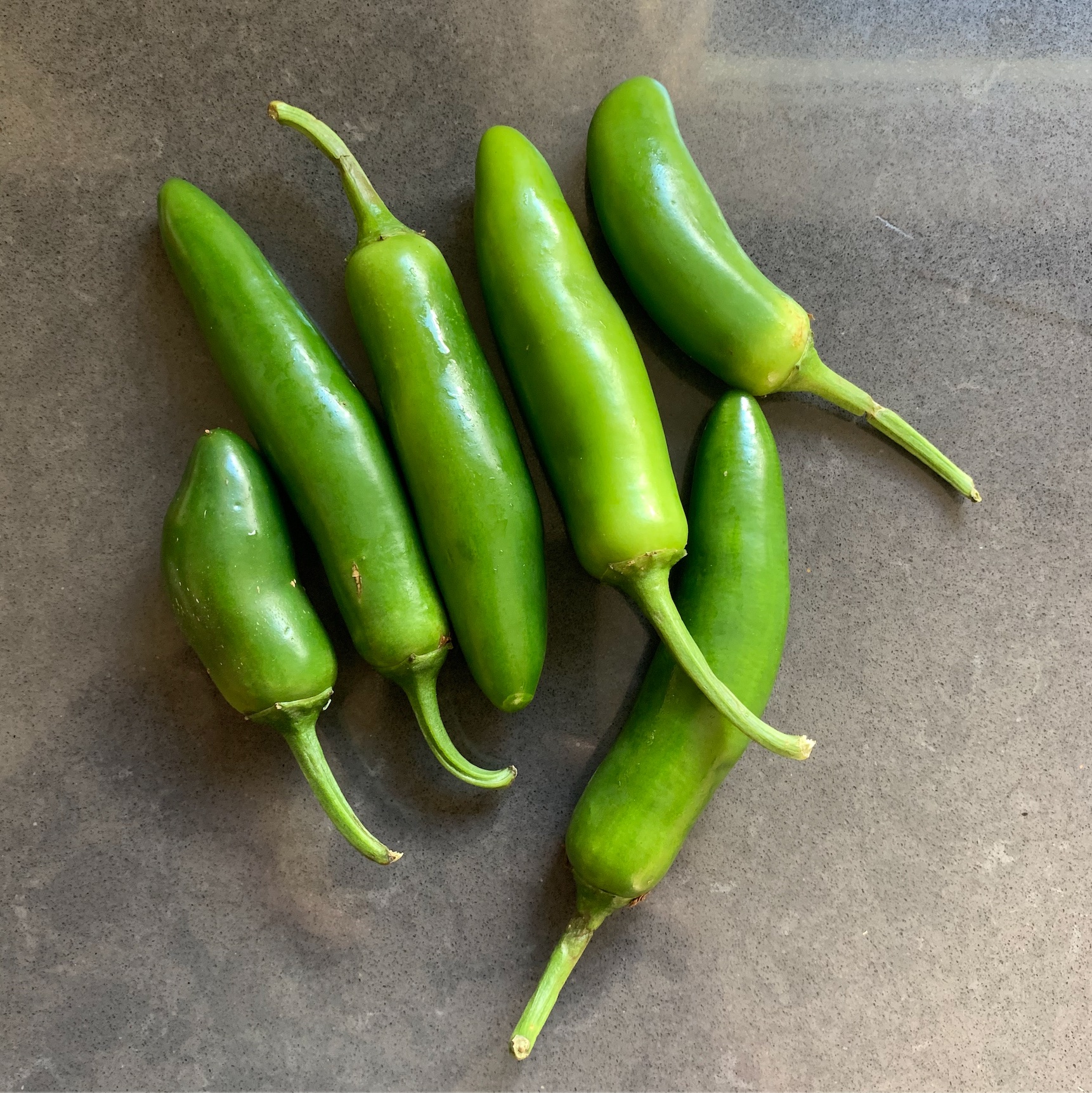 5 Serrano peppers